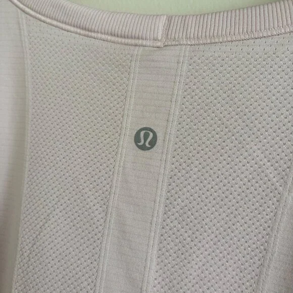 Lululemon Athletic Swiftly Tech Relaxed Short Sleeve Shirt Pink Women’s Size 10 - Picture 8 of 8